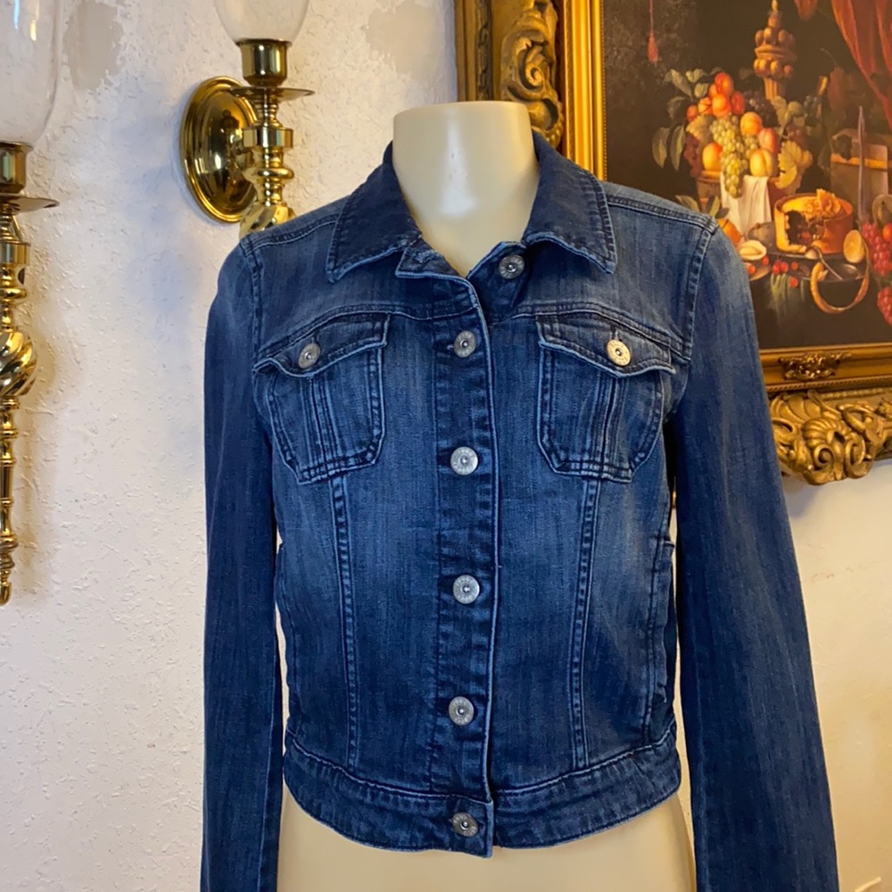 👀Elle Jean Jacket